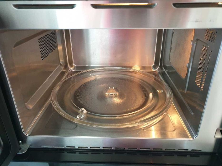 XL - 26L - Miele Микровълнова Фурна с Грил за вграждане