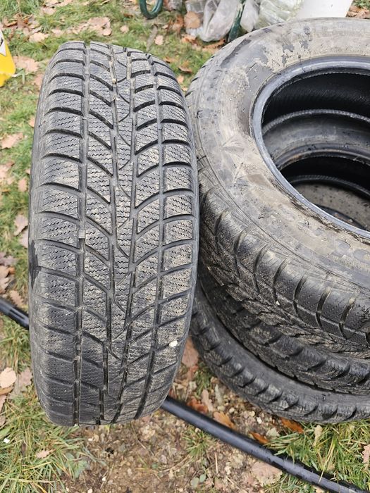 Cauciucuri iarna 205 70 R15 M+S Hankook