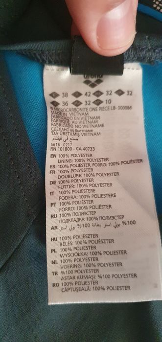 Costume inot feminine Arena si Mad Wave