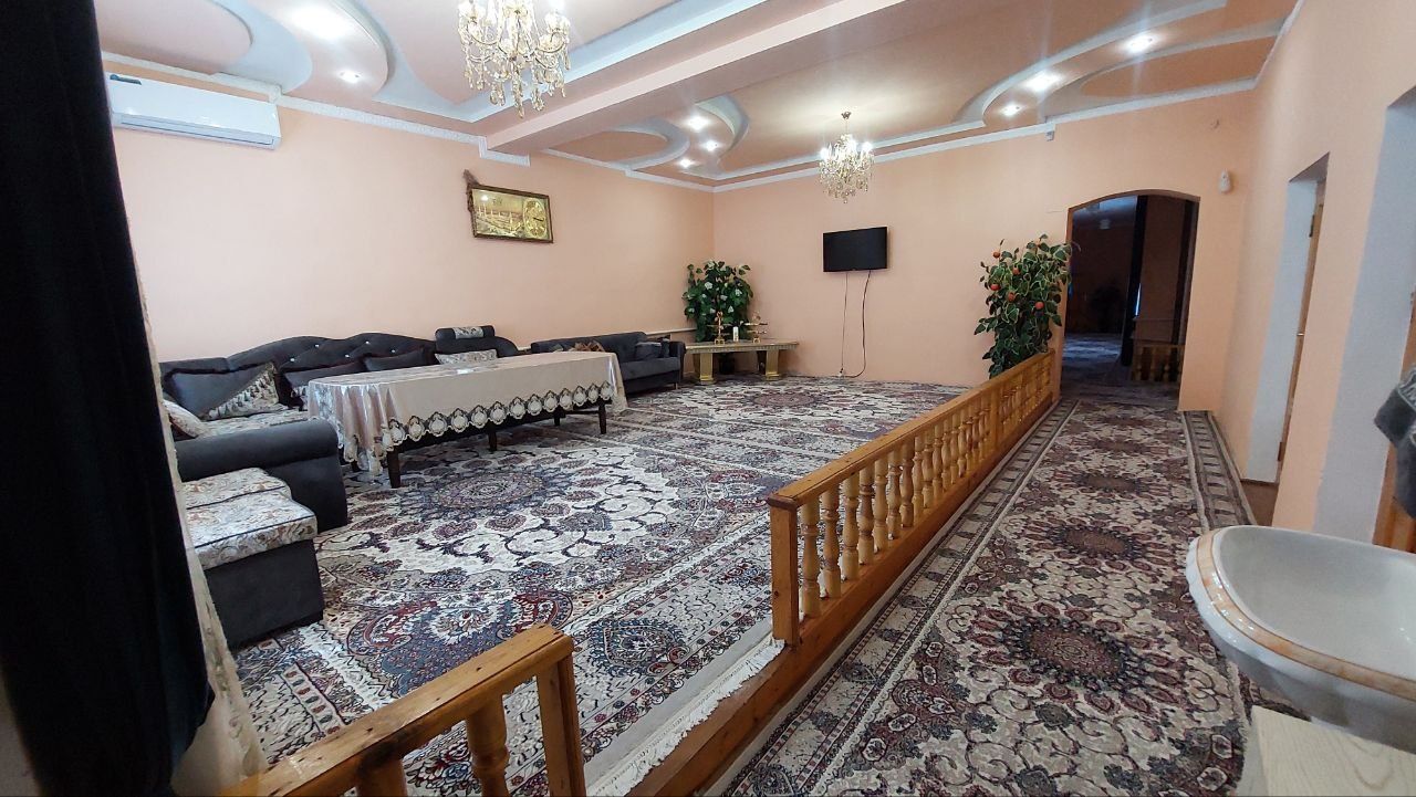 Ховли жой сотилади