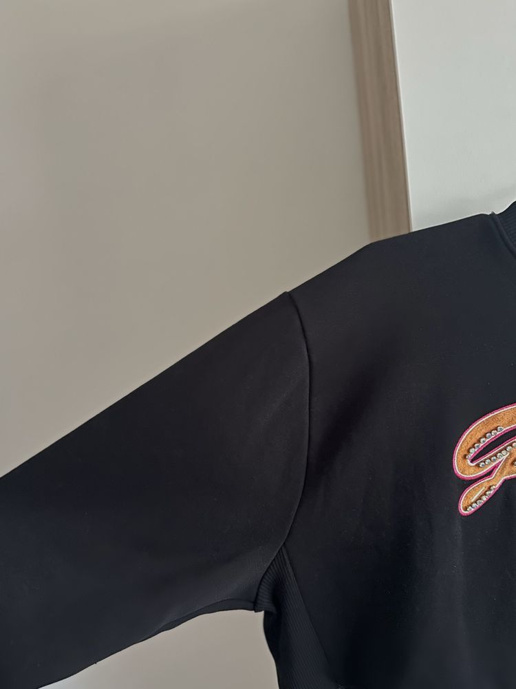 Блуза Guess.