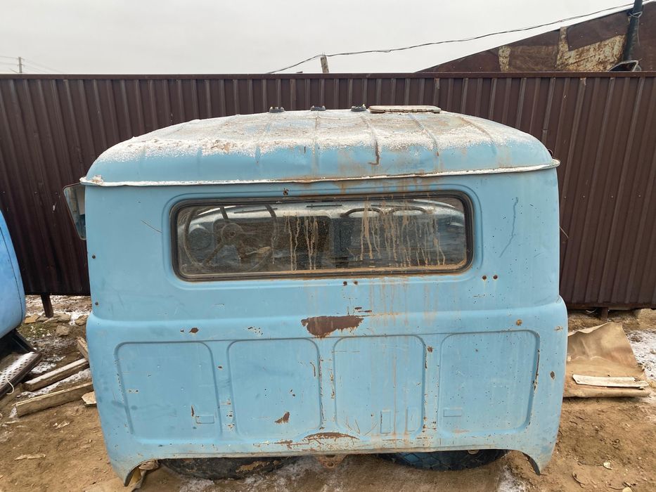 Зил кабинасы сатылады