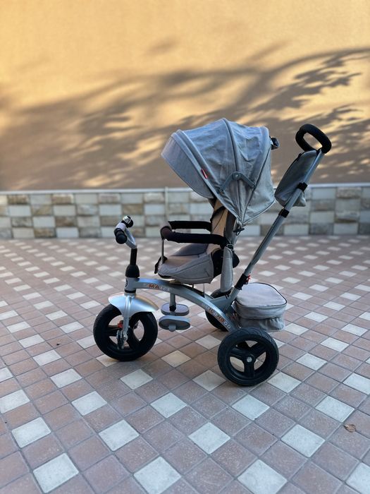 Велосипед трехколесный, почти новый