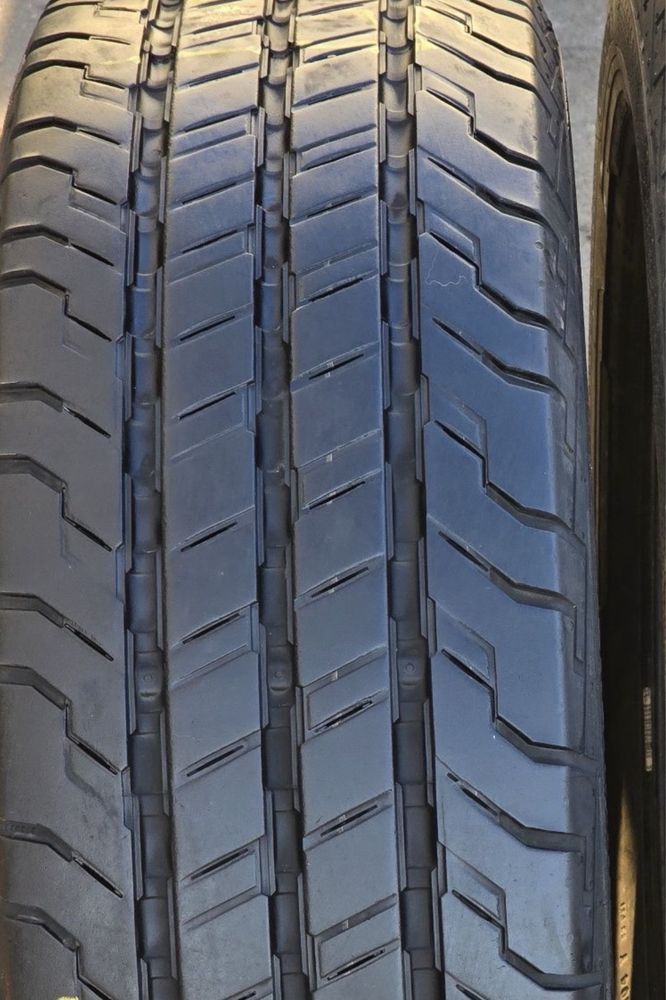 215/65/16 C /CONTINETAL  2 бр 150 лв 0424 бус