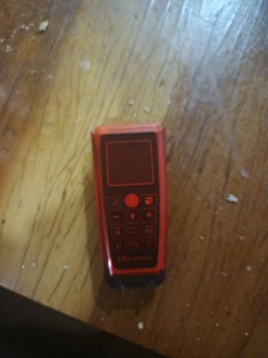 Lazerniy metr aniqligi 2mm 80 metrgacha olchedi rossiyadan kelgan