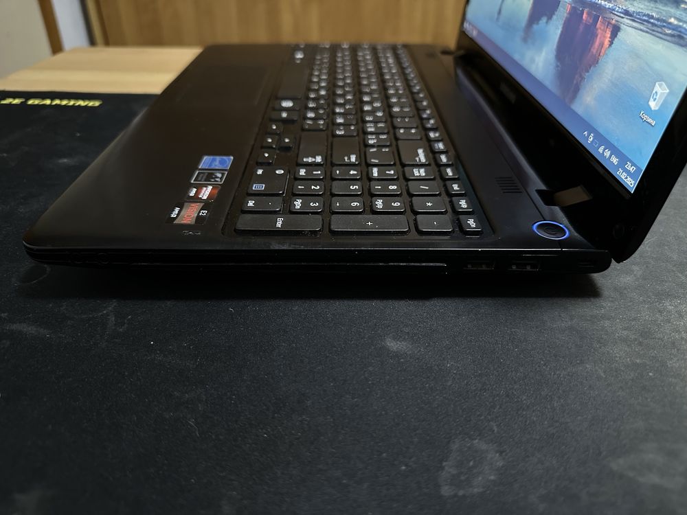 Ноутбук AMD E2-1800/RAM 8Gb DDR3/SSD/HDD 1TB/Radeon HD 7400M