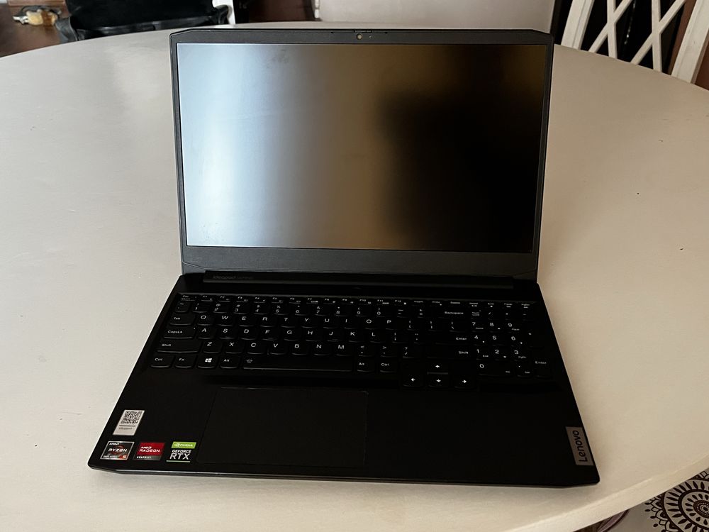 Продавам Lenovo IdeaPad Gaming 3-15ACH6 (Type 82K2