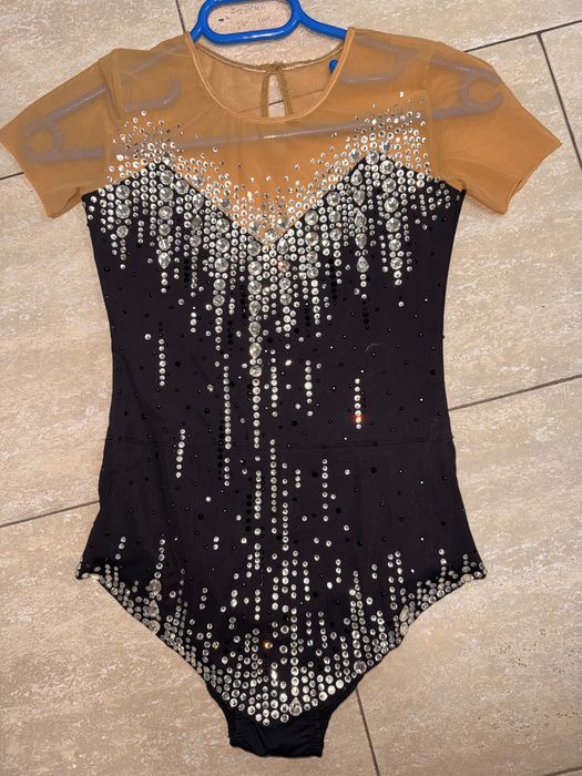 Трико за художествена гимнастика