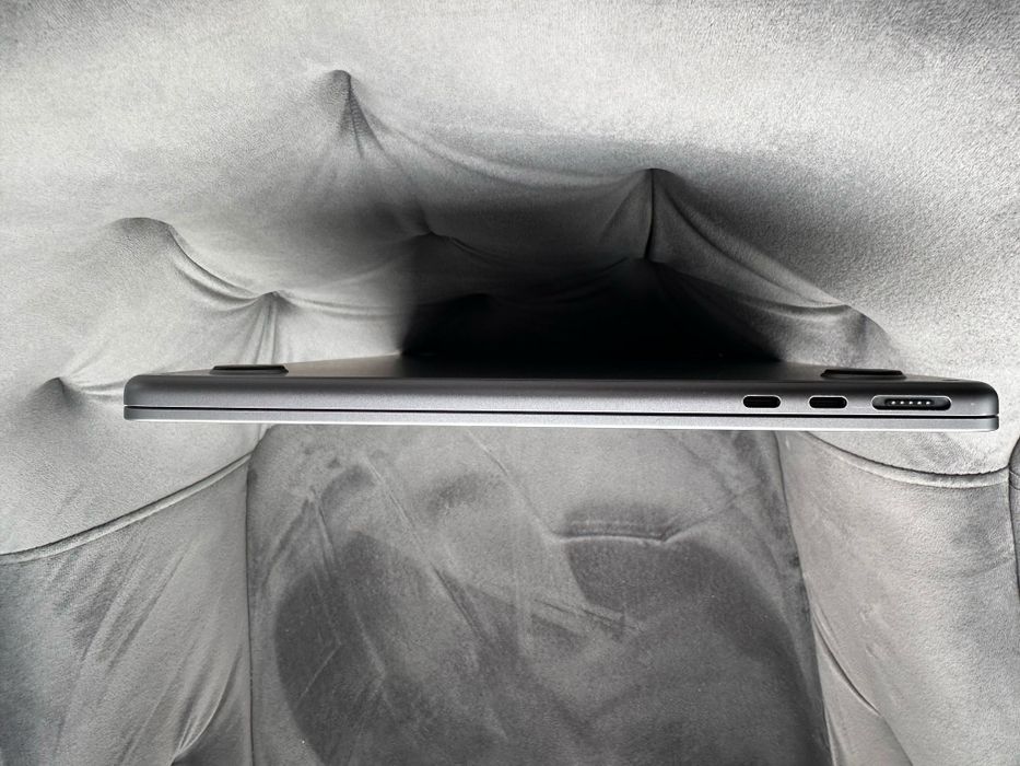 Macbook Air A2681 13" M2