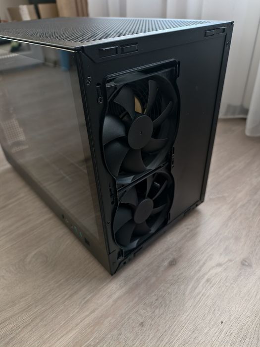 Геймърска Компютърна конфигурация Ryzen 7, RTX 4070 Ti/Ti super,32GB R