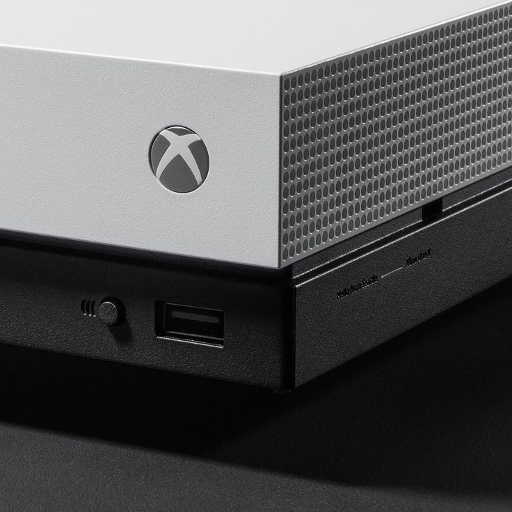 Продам или обмен  Xbox One .1 td