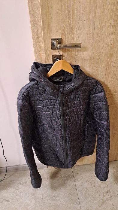 Мъжко яке с качулка Lotto