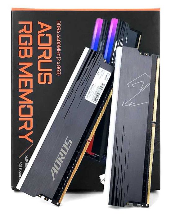 Оперативная память Aorus RGB 16GB DDR4 (2*8GB 4400 MHz CL19)
