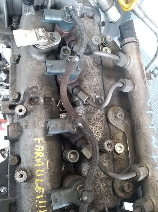 Injector 1.3 d 0445110083 fiat doblo idea panda lancia musa ypsilon opel agila combo corsa c