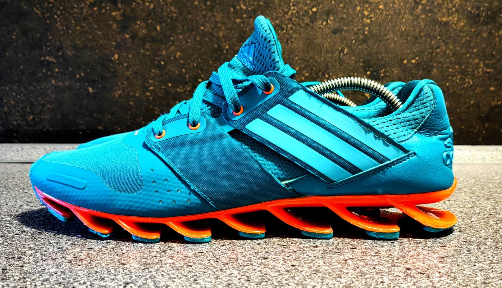 Adidasi Adidas Springblade mar. 44