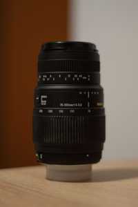 Obiectiv DSLR Sigma 70-300mm DG OS Macro f/4-5.6 montura Nikon