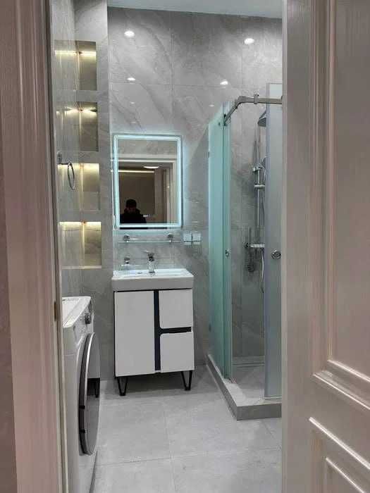 Срочно Сдается шикарная квартира! PYRAMIT! Шикарный ремонт!2/4/11 378*