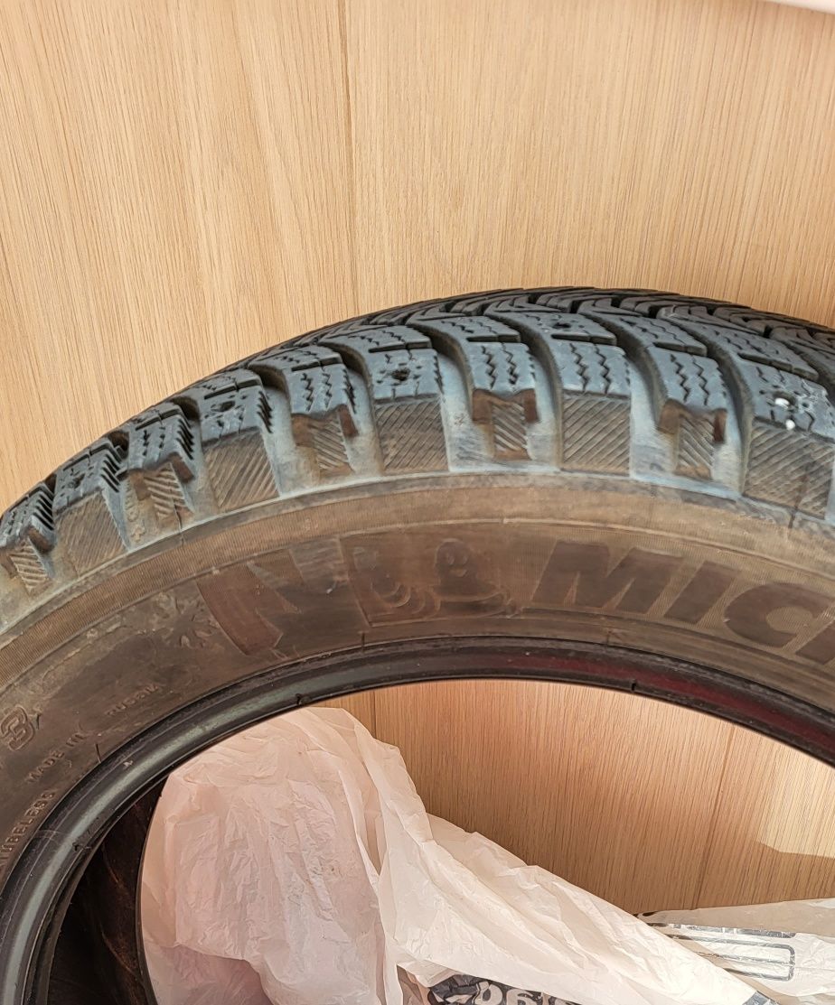 Продам шины Michelin (зима)