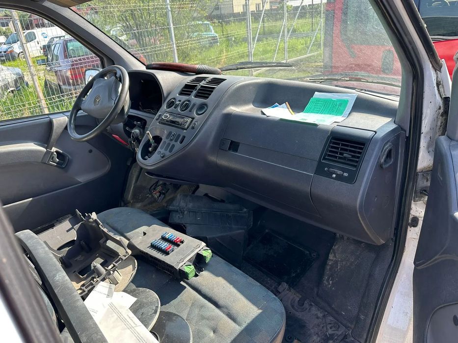 Dezmembrari Mercedes Benz Vito W638 2.2CDi
