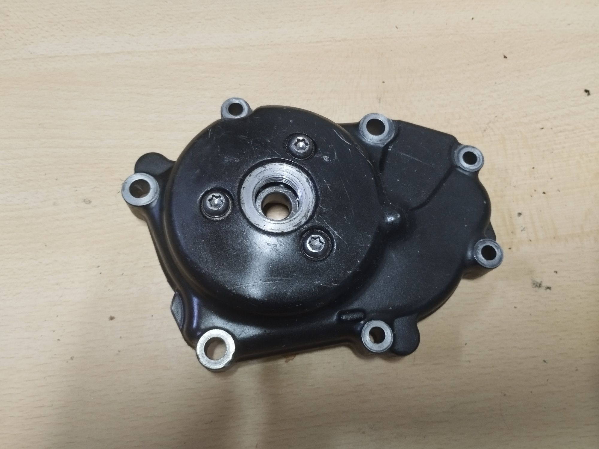 Capac stator, capac motor stânga pentru Yamaha R1 2004-2006