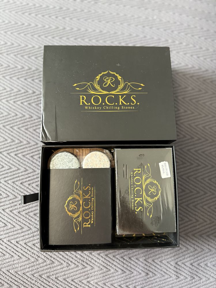 Уиски сет R.O.C.K.S. - The rocks X TRIVIA quiz set