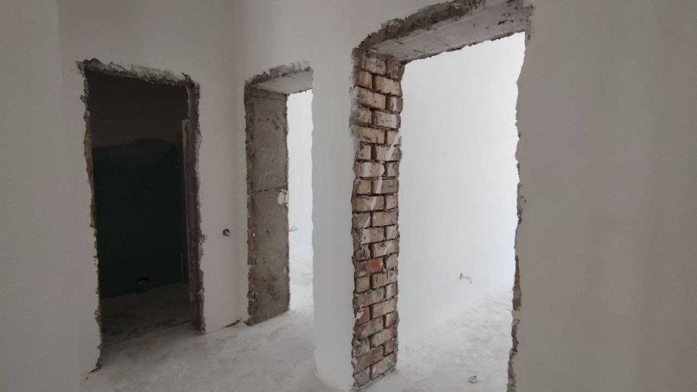 Квартира продажа 4-комн. Зангиата 139499