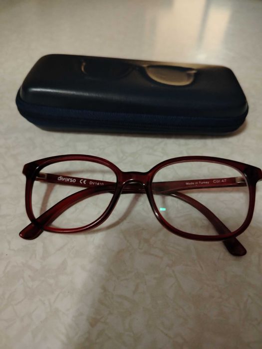 Отдам оправу детскую DIVERSO Турция