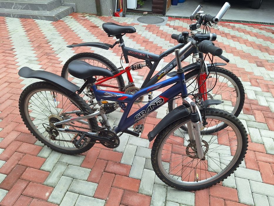 Biciclete Mountain Bike cu suspensii fata si spate