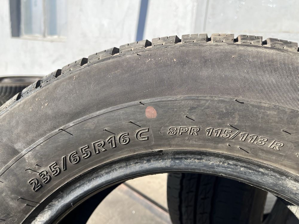 2 бр. зимни гуми за бус 235/65/16C Sailun 8,5 mm DOT 3618