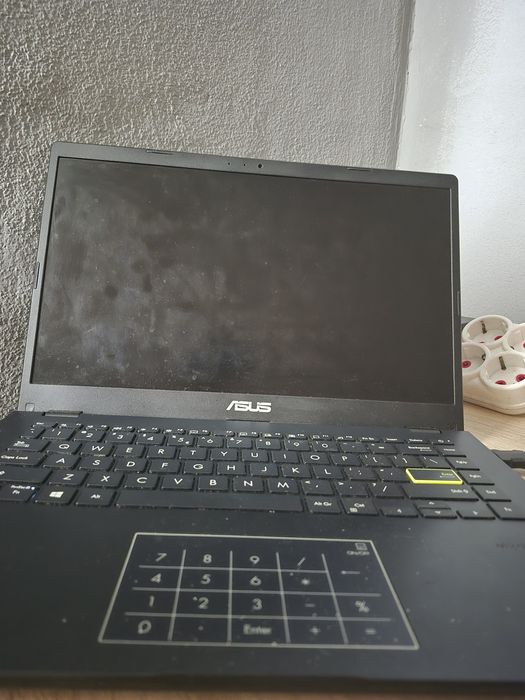Laptop asus ieftin