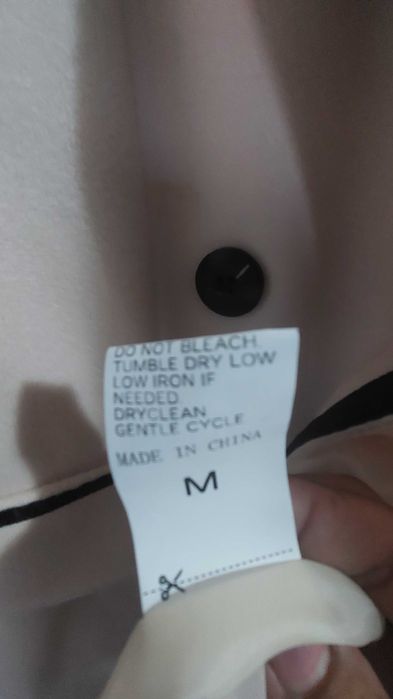 Продавам дамско палто