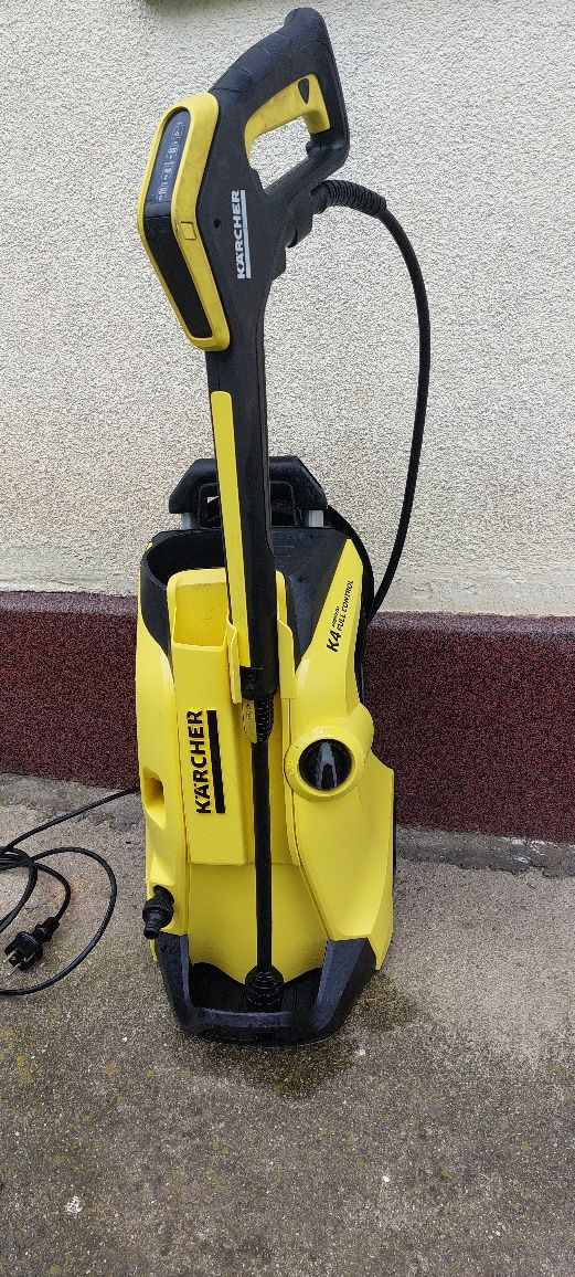 Aparat de spalat Karcher K4 full control Premium