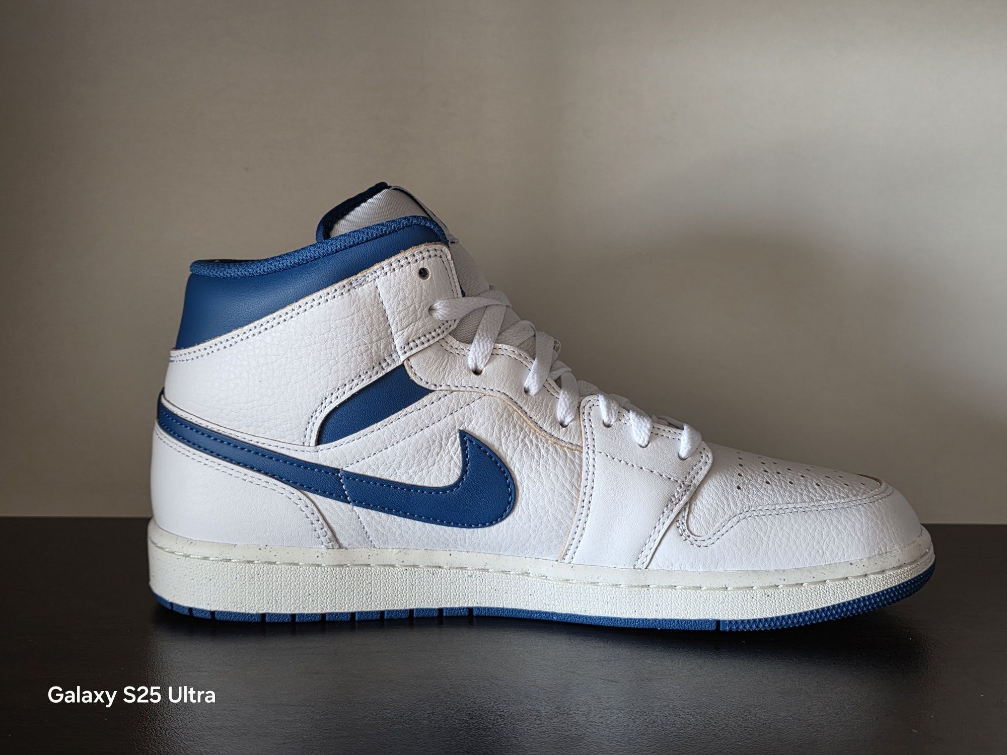 Nike Air Jordan 1 Mid SE 46номер 30см Стелка Нови с кутия