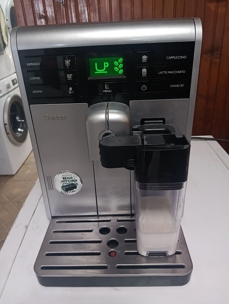 Кафе автомат Saeco Cappuccino с гаранция!