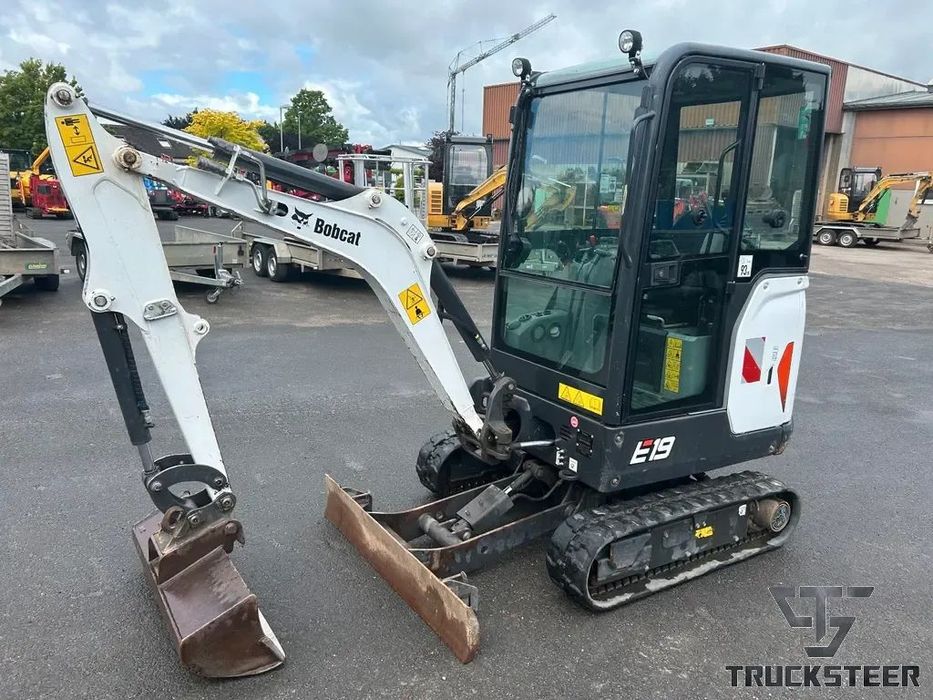 Bobcat E19 Avans leasing de la 15% Bobcat E19 1.8T 1.232h 14CP 2022