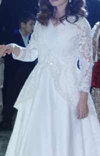 Продаётся Свадебный платье на узату
