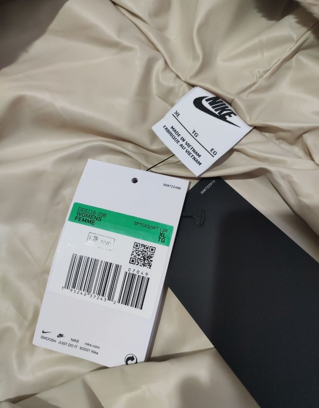 Geaca damă Nike mărimea XL