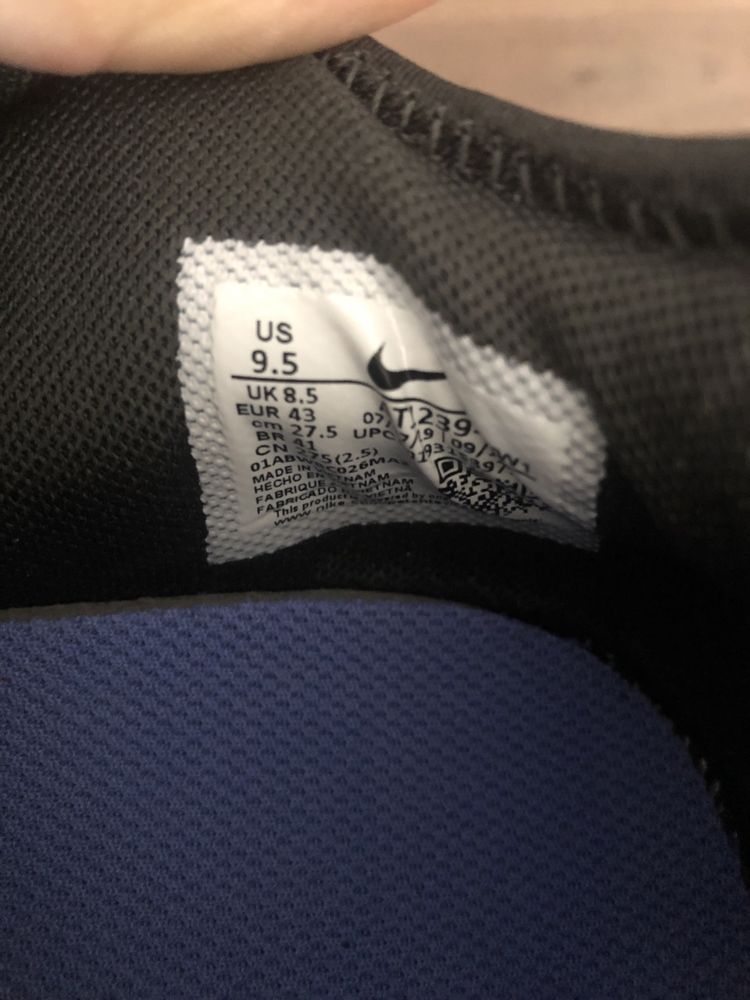 Adidasi Nike marimea 43