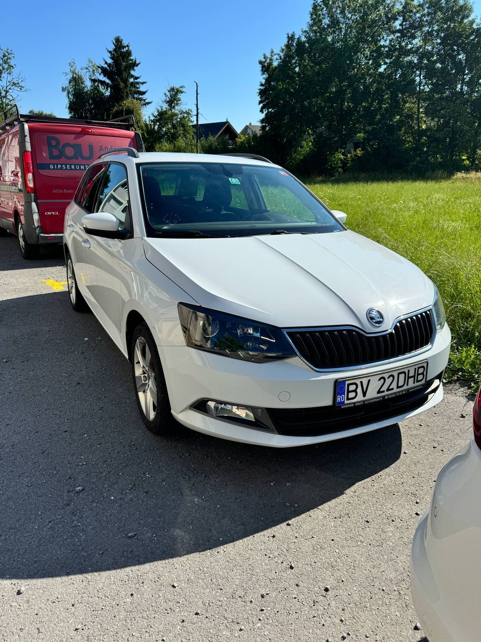 Vând Skoda fabia 2