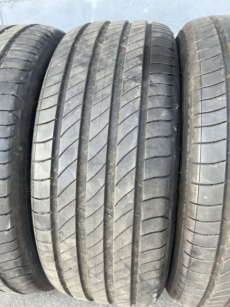 4 бр. летни гуми 205/55/17 Michelin 2x5+ mm 2x4 mm DOT 0123/4520
