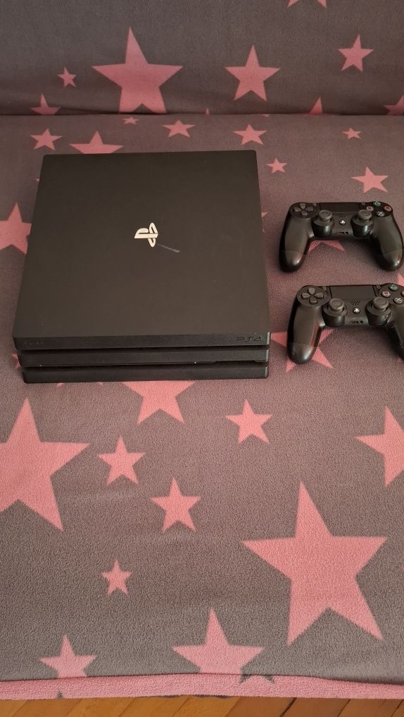 Ps4 Pro + PS Plus 3 luni pret Fix
