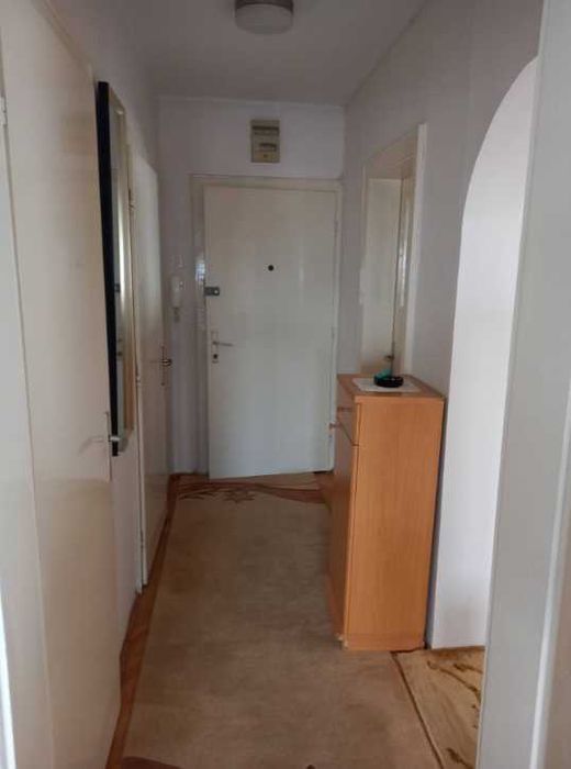 Дава се под наем Двустаен апартамент в Пловдив, Южен - 58 кв.м за 280.5 € - Снимка #1