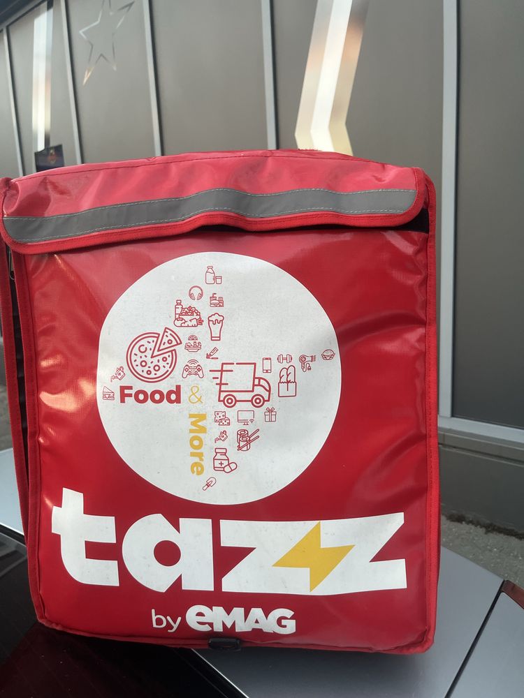 Vand o geanta tazz si 3 de glovo