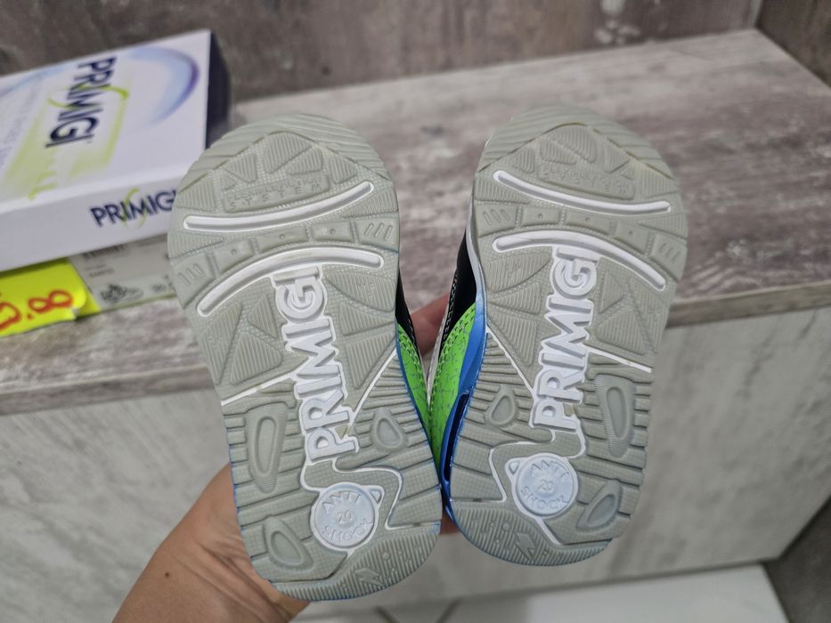 Обувки за прохождане Primigi 20номер