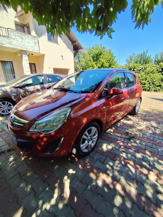 Vând Opel Corsa D