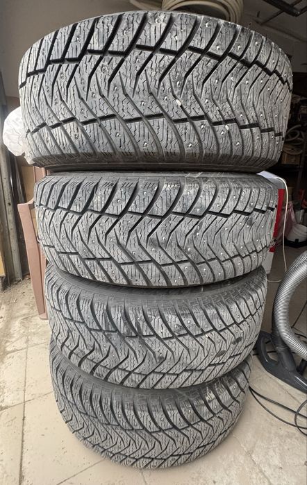 Диск с шинами 18