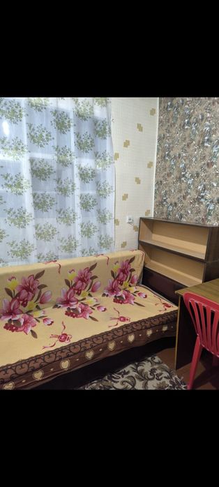 Бадамзар Erdagi uyni ijaraga oling. 2 xona, oshxona.