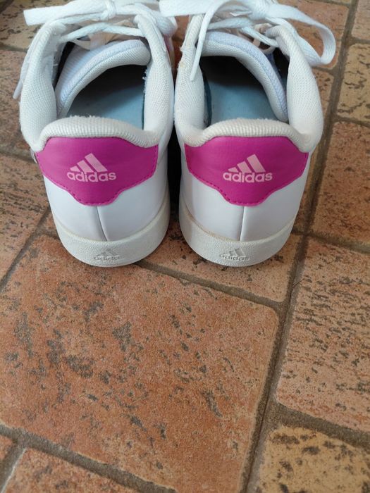 Маратонки Adidas 37,5