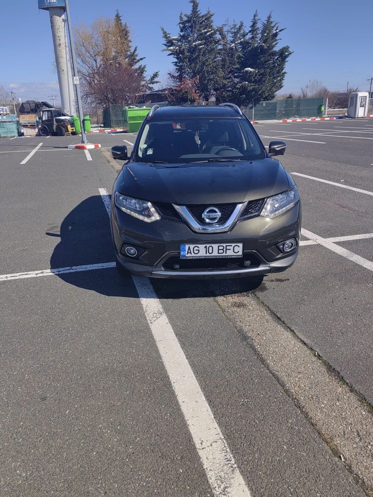 Nissan x-trail 2015
