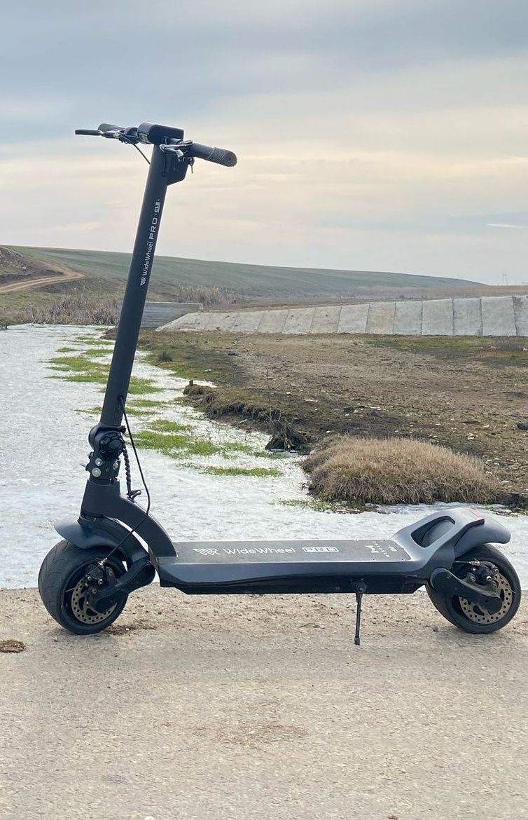 Trotineta electrică Mercane Wide Whel Pro